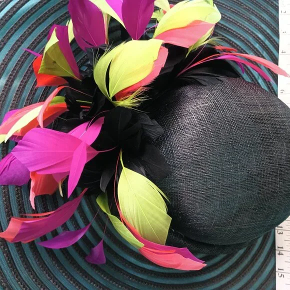 NWT Kentucky Derby Scala Big Brim Multi Colored Feather Sinemay Mesh Hat
